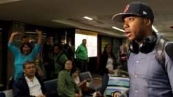 Robinho dejó el Santos de Brasil y se iría a jugar a China