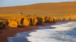 Paracas muestra sus atractivos en importante evento regional