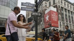 Crisis en Grecia acaba con luna de miel de pareja en Nueva York