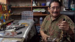 Adulto mayor: Juan Cajahuaringa, el médico de la música