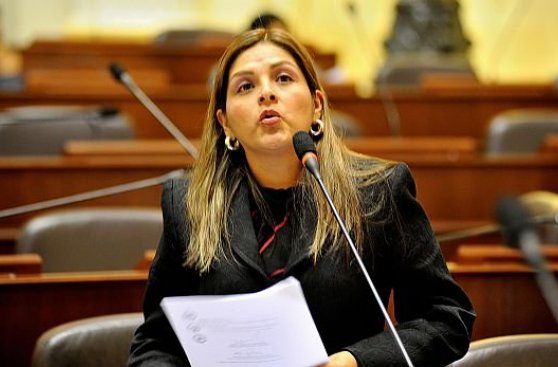 Editorial: Curul remendada