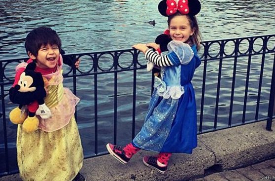 ¿Qué hacer si tu hijo se quiere vestir de princesa?