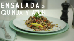 Aprende a preparar una saludable ensalada de quinua y atún