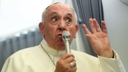 El Papa opinó sobre Grecia, el "crucifijo comunista" y más