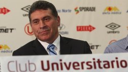 Universitario: Suárez "no ha pensado" renunciar al equipo