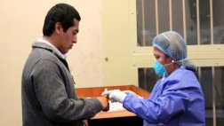 Marco Arenas y supuesta madre biológica pasaron examen de ADN