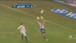 'Blooper' de José Carvallo que le costó un gol a Universitario