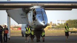 Avión Solar Impulse 2 suspende vuelta al mundo hasta el 2016