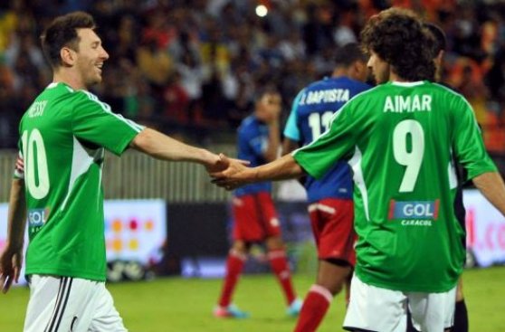Lionel Messi a su ídolo Pablo Aimar: "Gracias por tu magia"