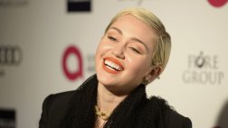 Miley Cyrus conducirá próxima edición de los MTV VMA's