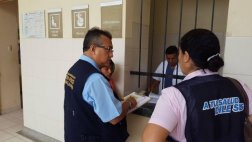 Piura: fiscal descubre cobros indebidos en centro de salud