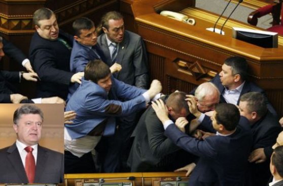 Histórico: Ucrania prohíbe los partidos comunistas en el país