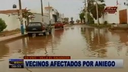 VES: colapso de drenes inundó vía de acceso a la playa Venecia