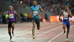 Bolt regresa con fuerza: ganó en Londres con marca de 9,87s