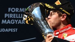 Vettel: "Esta victoria es para Jules Bianchi"