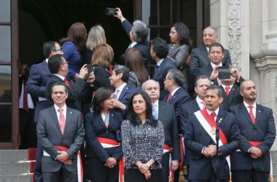 "El Ministerio del 'selfie'", por Pedro Canelo