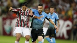 Ronaldinho debutó con Fluminense en la victoria sobre Gremio