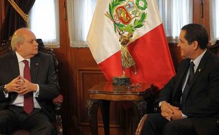 "Gobierno y Congreso están obligados a trabajar por el Perú"