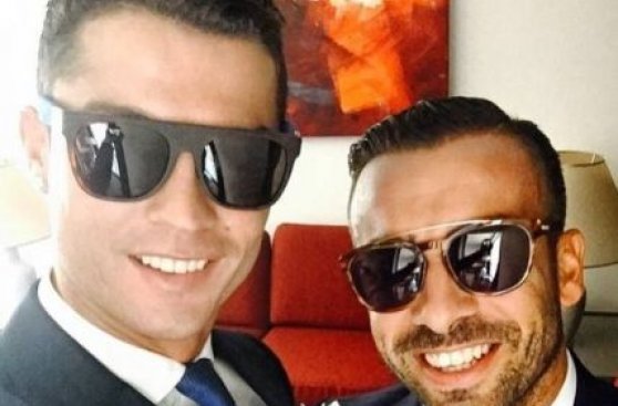 Increíble: Cristiano Ronaldo le regaló una isla a su agente