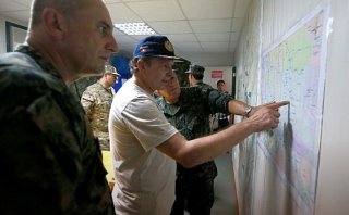 Sendero Luminoso no está exterminado, dice ministro de Defensa