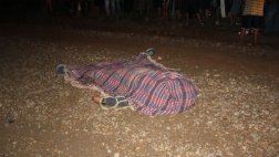Asalto en financiera deja un ladrón muerto y un policía herido