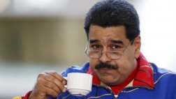 Ex asesor de Hugo Chávez: "Maduro caerá en el 2016"