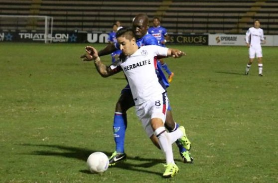 Apertura: San Martín y UTC igualaron 0-0 y siguen en zona baja