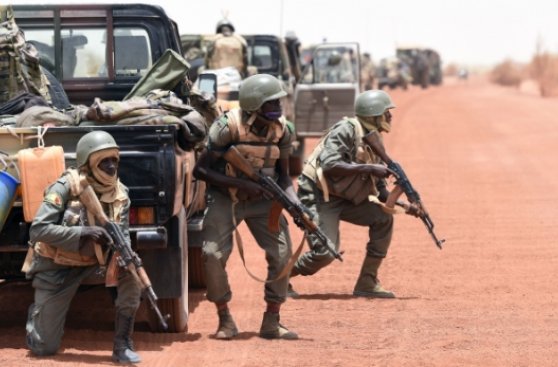 Toma de rehenes en un hotel termina con 12 muertos en Mali