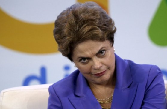 Brasil: "Destitución de Dilma podría poner al país bajo fuego"