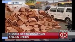 Los Olivos: choque de camión y combi bloqueó tránsito por horas