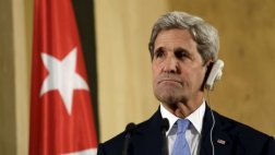 Kerry pidió "democracia auténtica" en Cuba al reabrir embajada