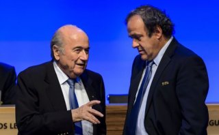 Joseph Blatter asegura que Platini lo amenazó con la cárcel
