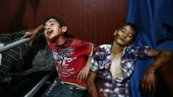 Régimen sirio bombardea mercado en Duma y mata a 82 personas