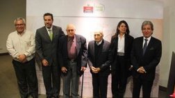 Sernanp otorga condecoración Orden del Árbol de la Quina