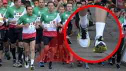 Peña Nieto aclara confusión sobre su uso de calcetines al revés