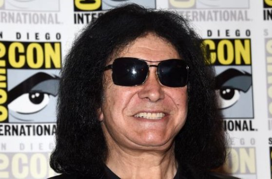 Gene Simmons: allanaron su vivienda por pornografía infantil