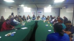 Población y autoridades evalúan nuevo contrato de lote 192