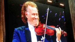 André Rieu ofreció inolvidable concierto en el Estadio Nacional