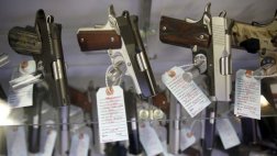 Asesinato de periodistas: Casa Blanca pide legislar sobre armas