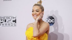 Rita Ora cantó en vivo el tema que Ed Sheeran compuso para ella