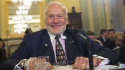 Buzz Aldrin y universidad planearán colonización de Marte