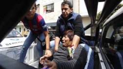 Cercado: cae mujer que vendía droga en carretilla de golosinas
