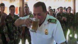 Policías del Vraem celebraron ascensos con 'bautizo' de alcohol