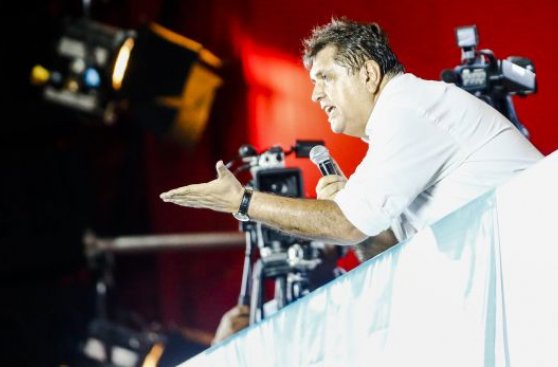 Alan García vuelve a criticar el informe sobre Agua para Todos