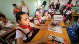 Cuba finalmente cambia el idioma ruso por el inglés
