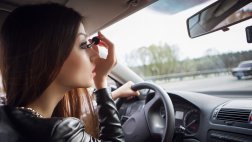 Alístate en cinco minutos con estos tips de maquillaje exprés