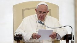 Francisco simplifica y hace gratuita la nulidad del matrimonio