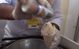 Conoce los secretos del queso helado arequipeño en Mistura