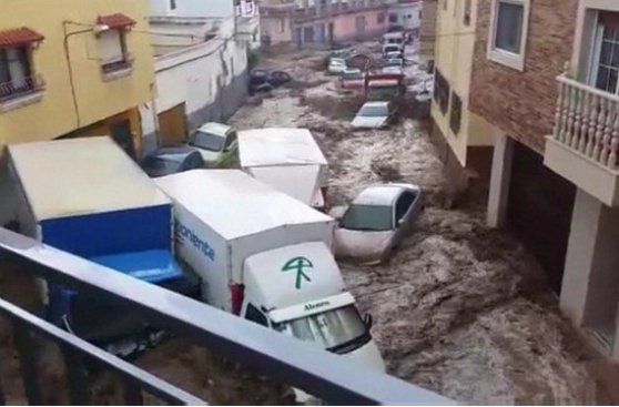 España: La lluvia torrencial que se llevó todo en un pueblo