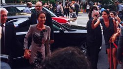 Mario Vargas Llosa e Isabel Preysler, de la mano en Porcelanosa